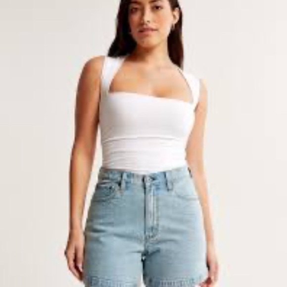 ABERCROMBIE AND FITCH AVA BLACK AND WHITE SEAMLESS BODYSUITS BOTH SIZE XS - Picture 13 of 14